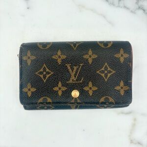 Louis Vuitton Monogram LV Wallet